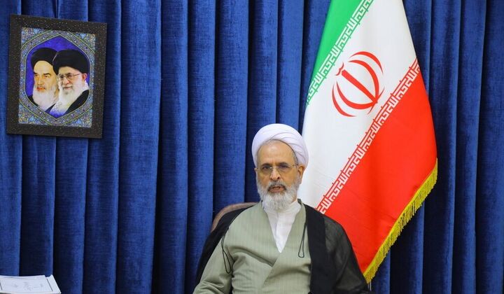 آیت الله اعرافی در پیامی درگذشت مبلغ دامغانی را تسلیت گفت