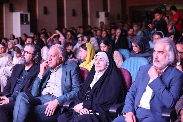 استقبال هرمزگانی‌ها از اجراهای نخستین روز جشنواره هفدهم موسیقی نواحی