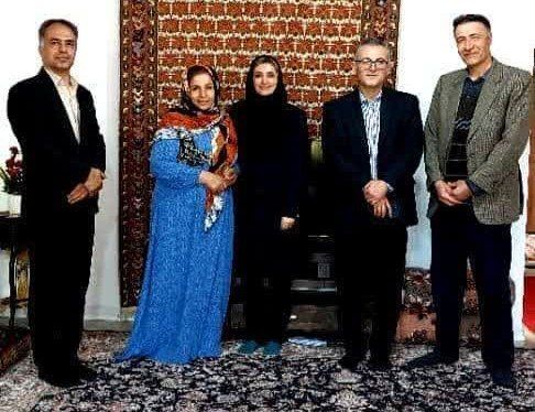 گام‌های استوار بانوان کردستانی در مسیر احیای صنایع‌دستی بومی ستودنی است