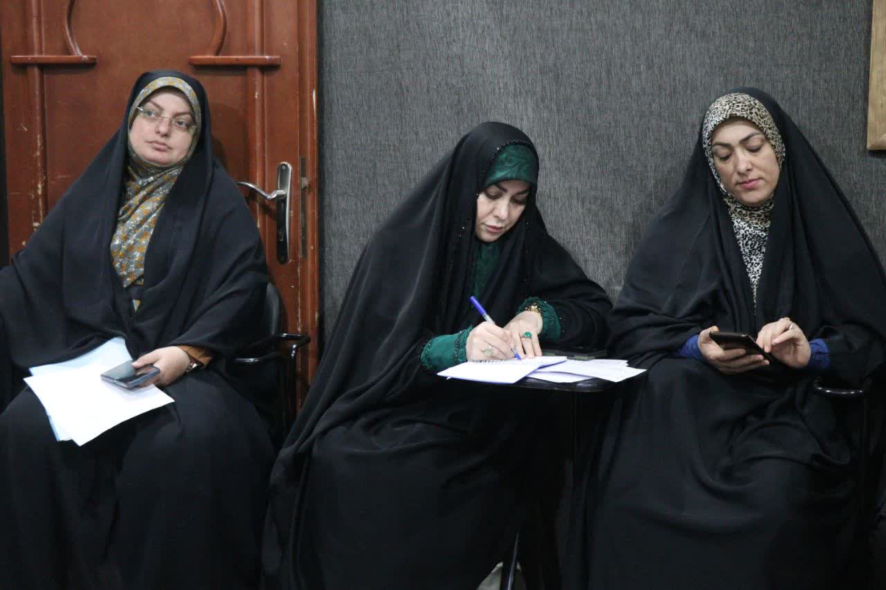 کاروان زیر سایه خورشید به دیدار خانواده شهدای اهل سنت میروند