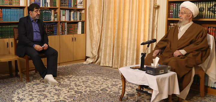 توصیه آیت‌الله مکارم شیرازی برای خوشبین کردن مردم