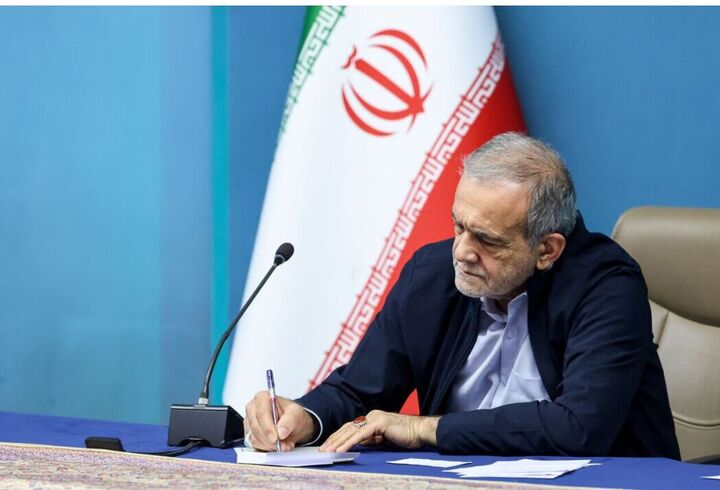 شاهنامه می‌تواند سنگر فرهنگی نسل امروز باشد