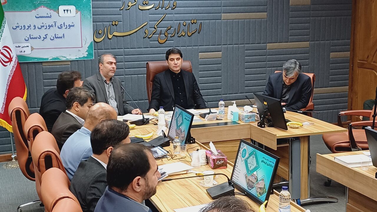 ضرورت تجدیدنظر در احکام صادره برای معلمان بر اساس عدالت