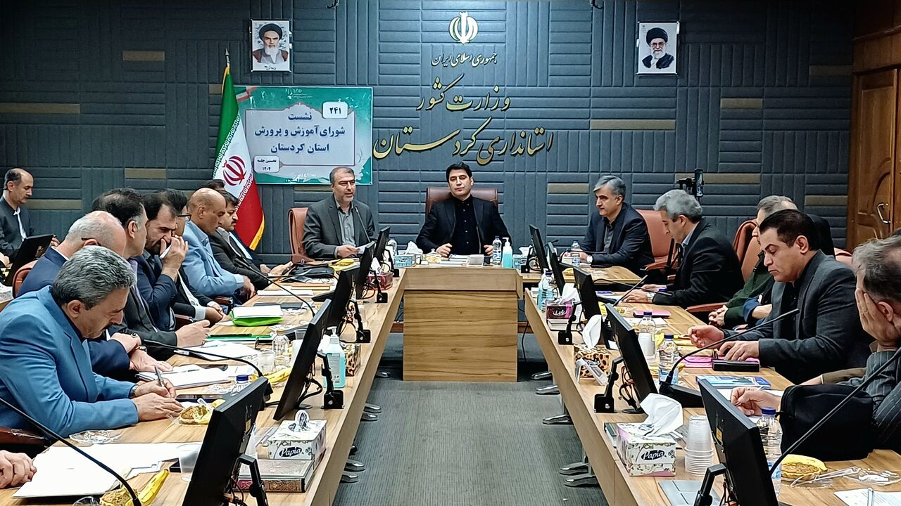 ضرورت تجدیدنظر در احکام صادره برای معلمان بر اساس عدالت