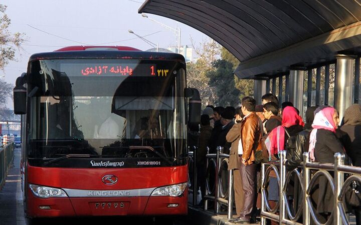 استقرار متصدیان بلیت اتوبوس در خطوط تندروی تهران