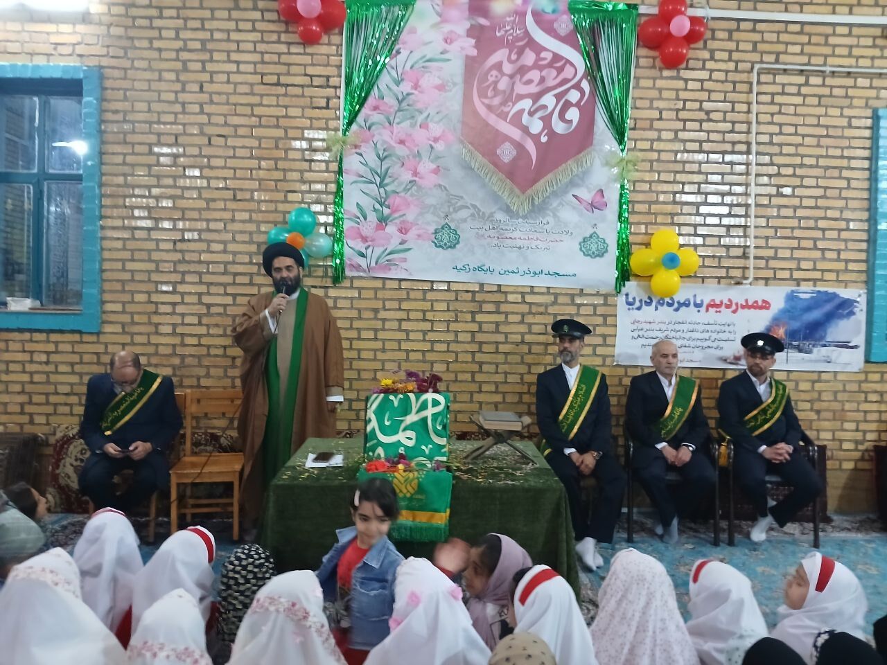 شمیم عطر حرم حضرت معصومه(س) در زنجان پیچید