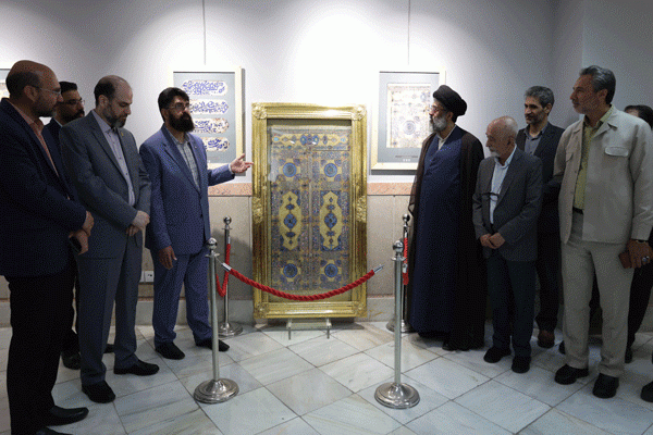 نمایشگاه «درِ جواهرنشان ضریح فولادی» گشایش یافت