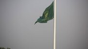 بزرگترین پرچم امام رضا (ع) در تهران به اهتزاز درآمد