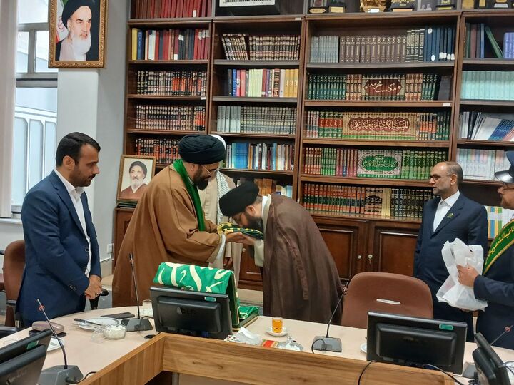 هویت ایرانی اسلامی دختران با اتصال به بانوی کرامت تقویت می‌شود 