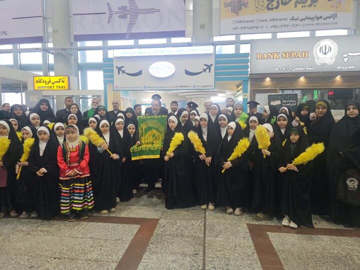 باران رحمت بر سر کاروان زیر سایه خورشید بارید