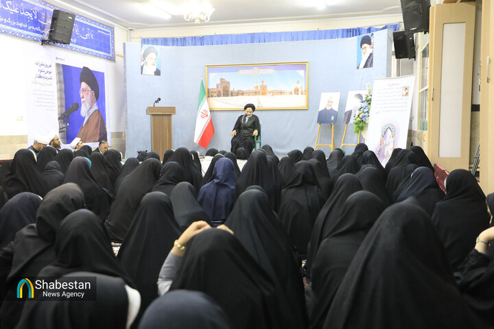 کمتر مردی به جایگاه زنان اسوه می‌رسد