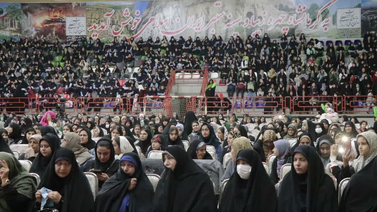 جشن دختران آفتاب در کرمانشاه برگزار شد