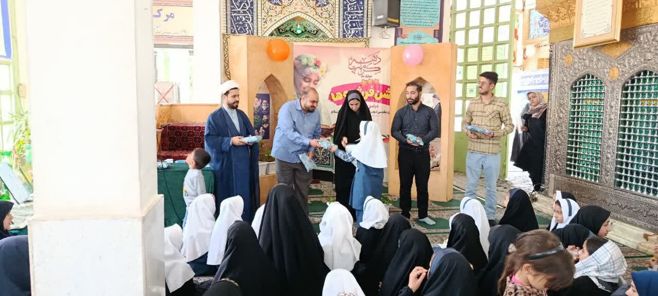 «جشن فرشتهها» در آستانه امامزاده علوی(ع)