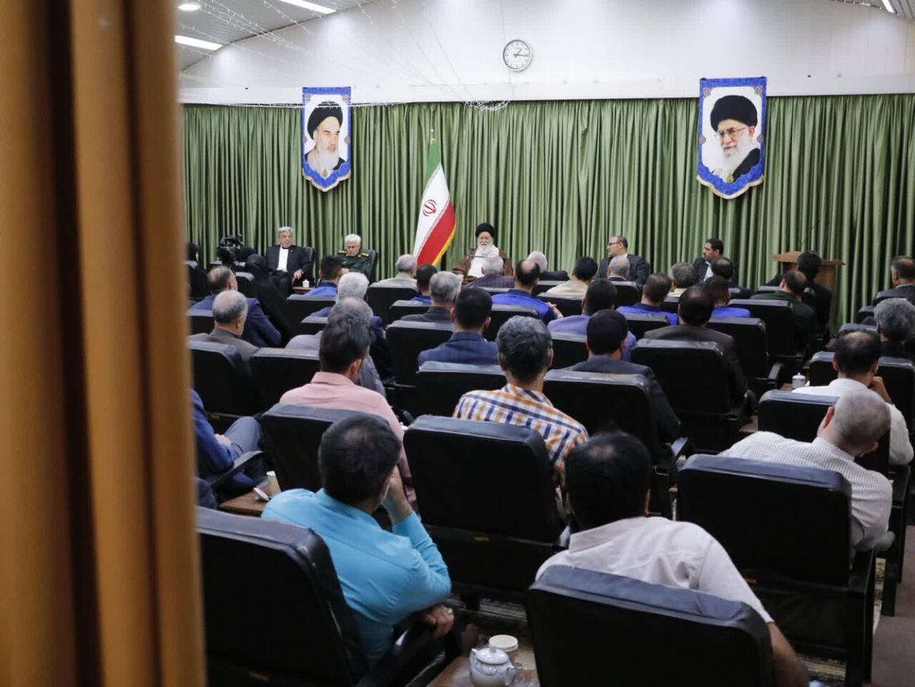 عدالت اجتماعی، کلید حل مشکلات معیشتی کارگران است