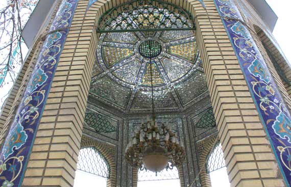 امامزادگانی که گوهر شب‌چراغ باغ‌فیض شدند