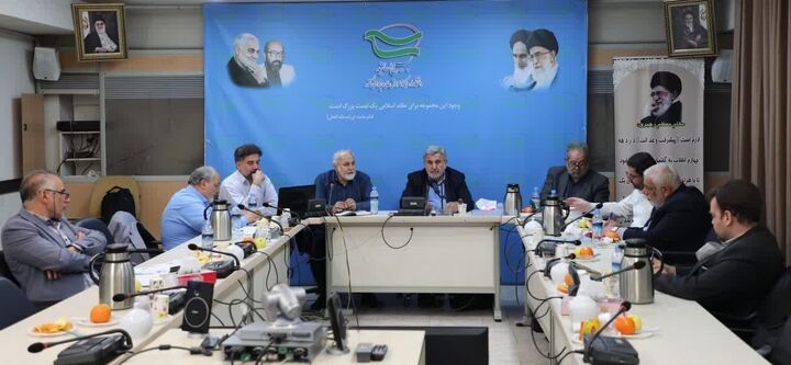 دانشگاه باید به تولید و حکمرانی متصل شود