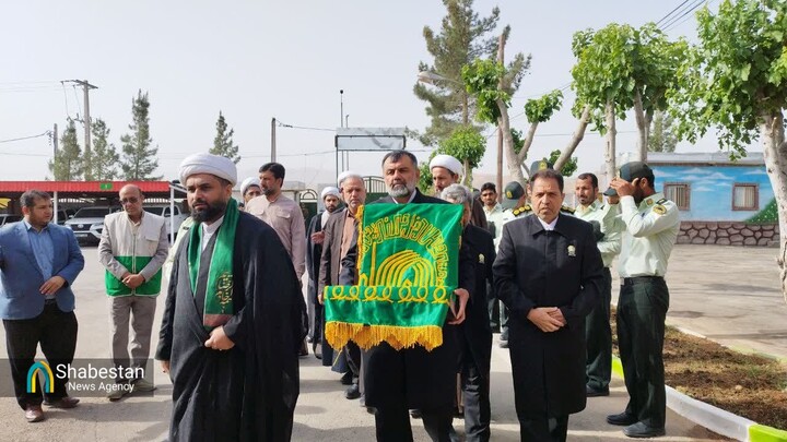 عطر بارگاه رضوی در دل کویر پیچید