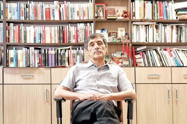 واسپاری امور نمایشگاه کتاب به بخش خصوصی صرفه اقتصادی دارد