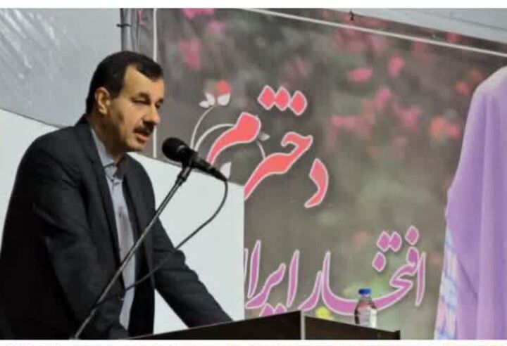 دختران، آینده سازان ایران اسلامی هستند