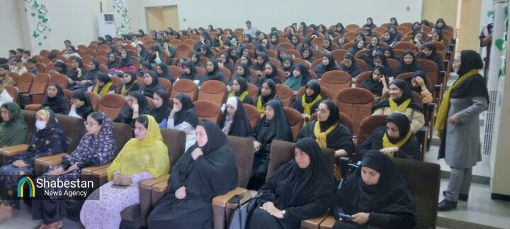 برنامه‌های شاخص ملی و بین‌المللی در تثبیت نام خلیج فارس می تواند اثرگذار باشد