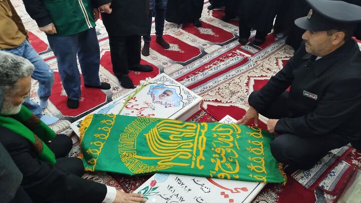 پیچیدن عطر رضوی در گلزار شهدای آستانه