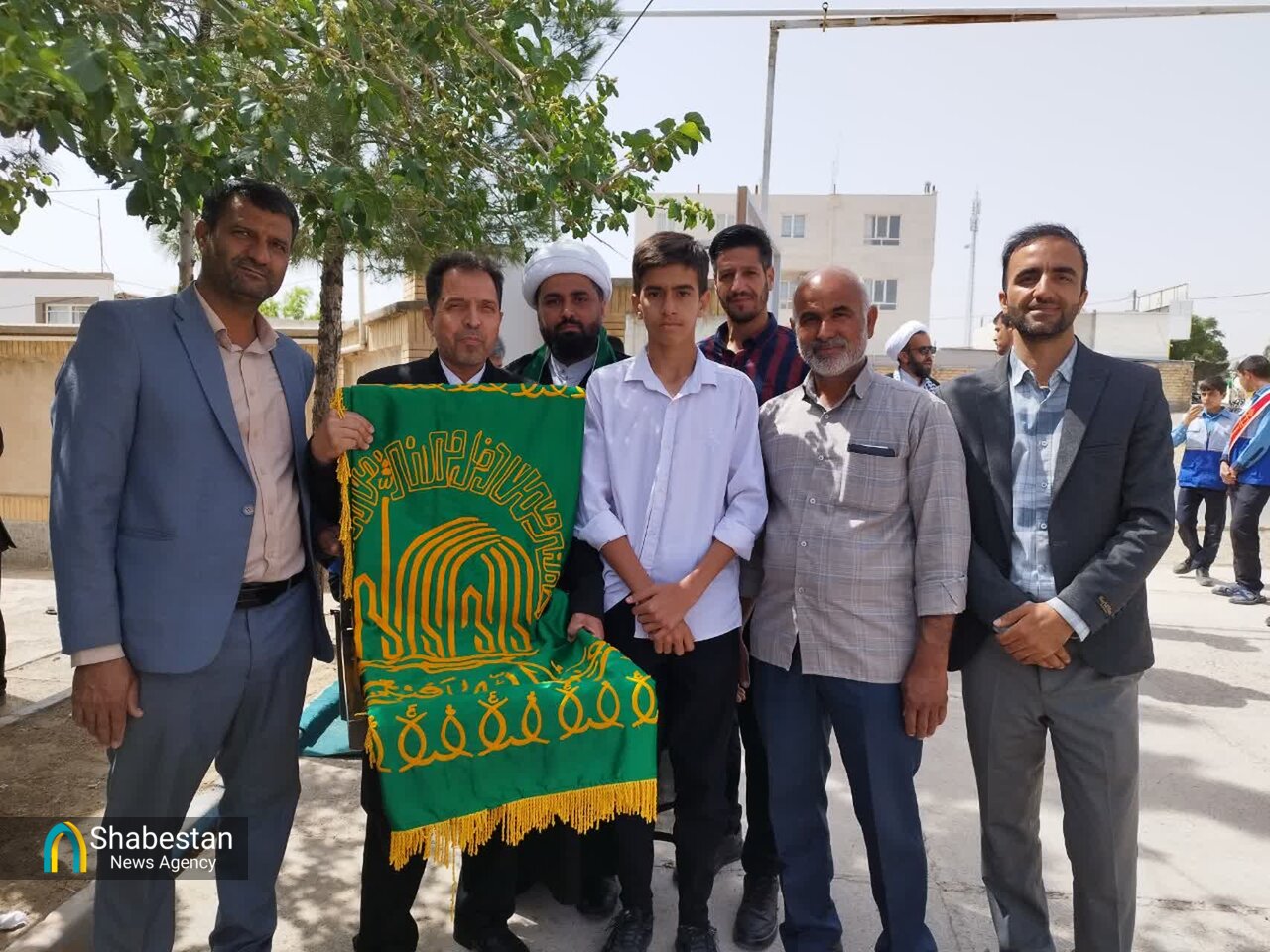 عطر بارگاه رضوی در دل کویر پیچید