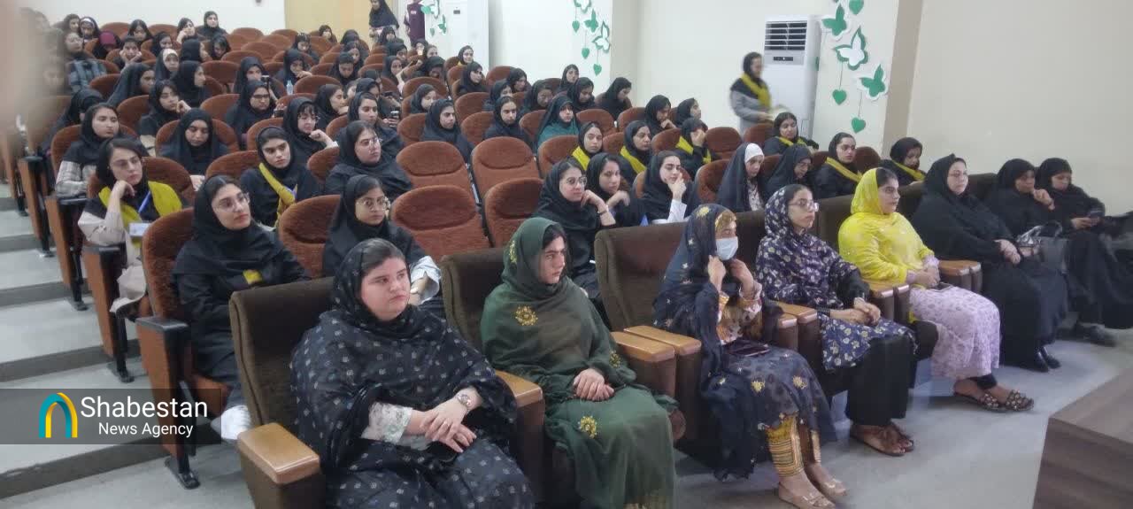 برنامه‌های شاخص ملی و بین‌المللی در تثبیت نام خلیج فارس می تواند اثرگذار باشد