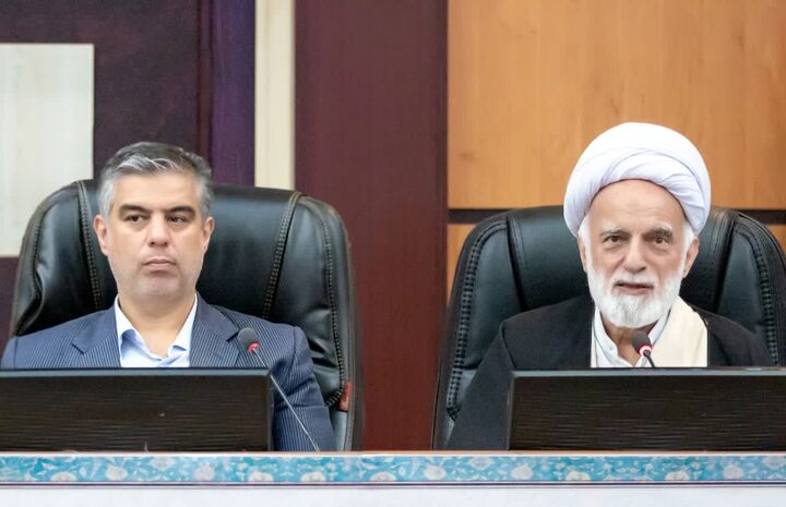 زحمات صادقانه‌ کارگران در واحدهای تولیدی و خدماتی مورد توجه و ارزیابی قرار گیرد