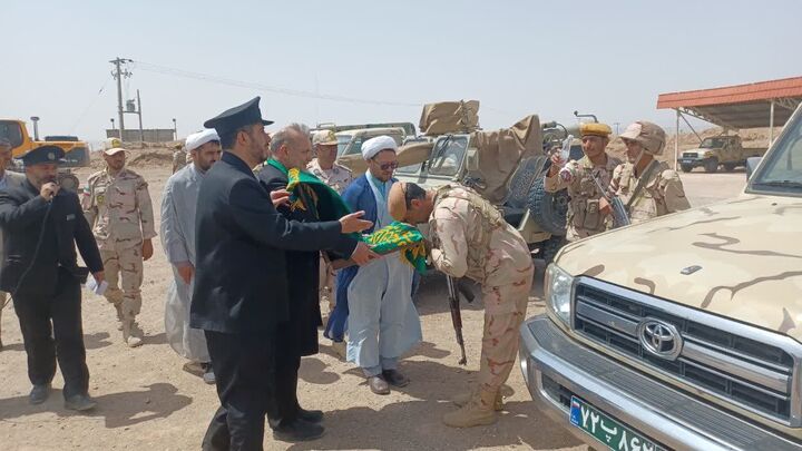 پاسداشت فداکاری مرزبانان با هدیه معنوی از حرم امام رضا(ع)