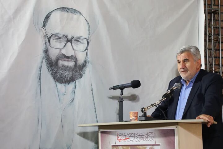 بسیج اساتید متعهد به ترویج مکتب معلم شهید است