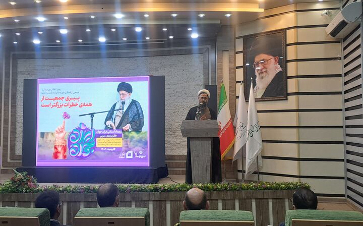 کنشگران جمعیت به عنوان حلقه‌های میانی جمعیتی هستند