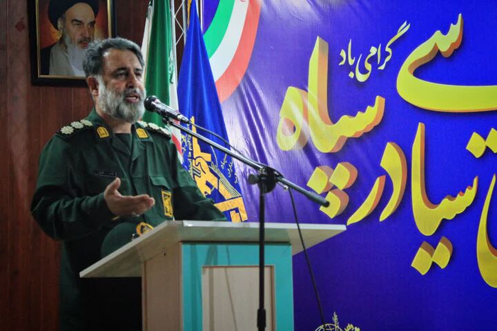 همایش هفته عقیدتی سیاسی در شازند برگزار شد