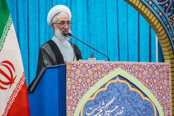 افتخار می‌کنیم بر سفره امام رضا (ع) نشسته‌ایم/آموزش و پرورش از حافظه‌محوری عبور و در کتاب‌ها تجدیدنظر کند