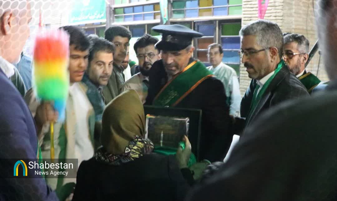 مراسم گرامیداشت دهه کرامت با حضور خادمان حرم حضرت معصومه در خرمآباد