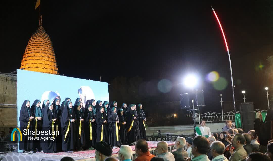 مراسم گرامیداشت دهه کرامت با حضور خادمان حرم حضرت معصومه در خرمآباد