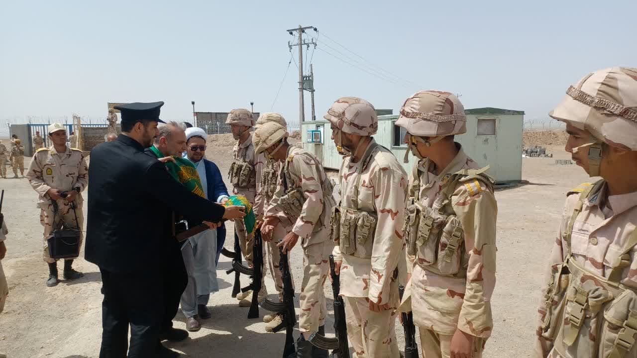 پاسداشت فداکاری مرزبانان با هدیه معنوی از حرم امام رضا(ع)