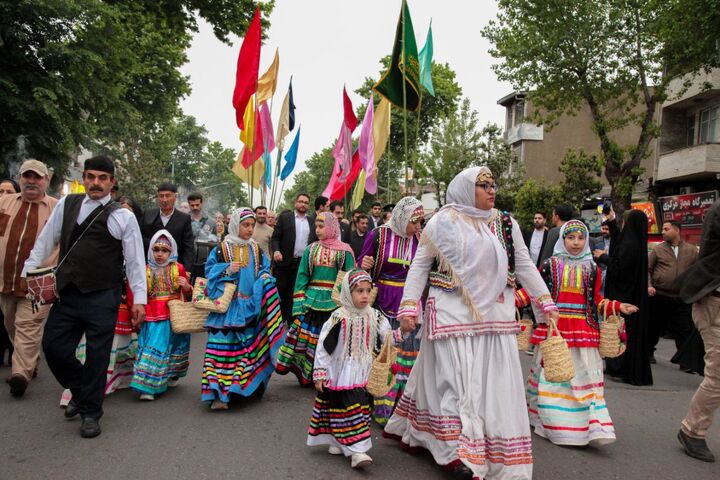 استقبال مردمی رشتوندان از خادمین حرم رضوی 