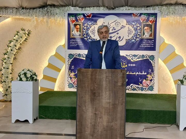 نباید در مسیر ماندگاری روستاییان مانع‌تراشی شود