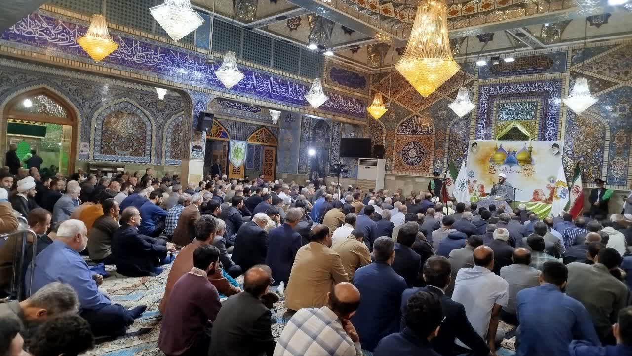 تضعیف نظام حرام است