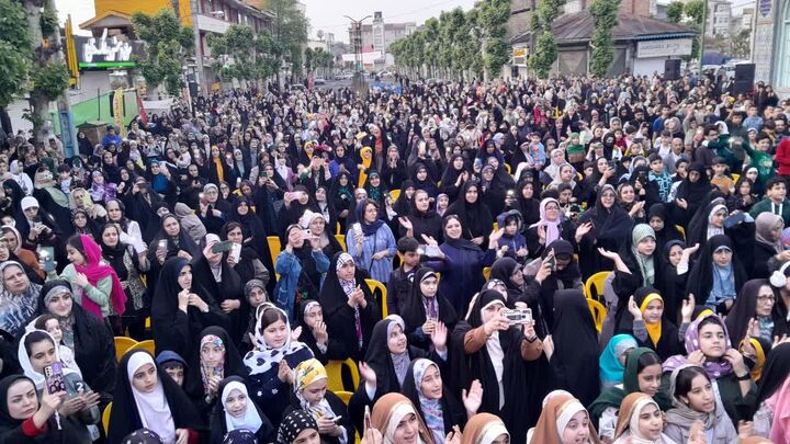 اجتماع رضوی دهه نودی‌ها در صومعه سرا