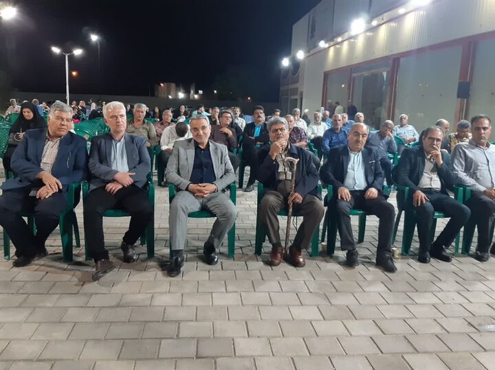 همایش بزرگداشت «کارگر» در آران و بیدگل؛ تجلیل از زحمت‌کشان و تاکید بر رفع دغدغه‌ها