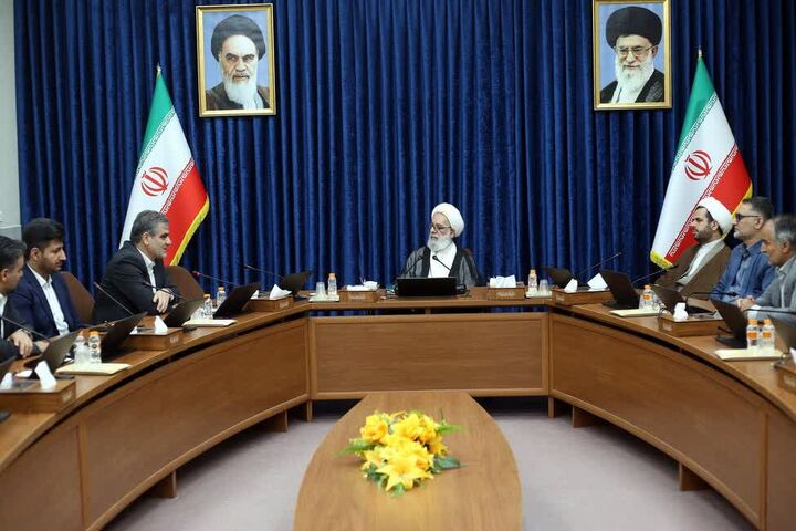 قرض الحسنه یکی از جهات پسندیده احکام شرع است