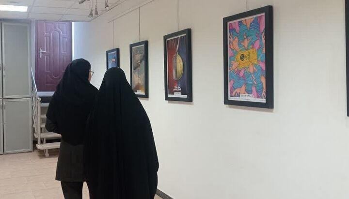 نمایشگاه «سمفونی آزادی» در بیرجند گشایش یافت