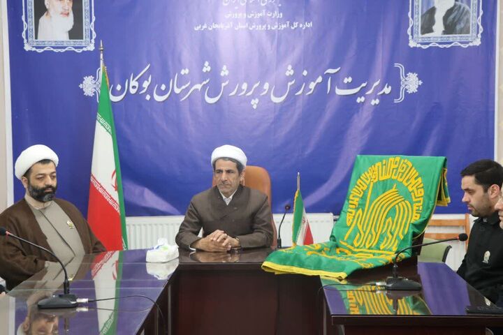 همه ما خادمان اهل بیت هستیم/ لزوم دوری از مسائل تفرقه افکنانه