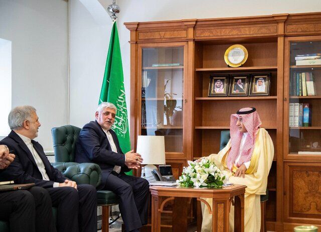 رایزنی دیپلمات‌های ایران و عربستان درباره تحولات سوریه