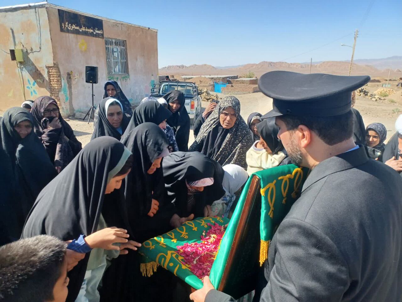 نهبندان در آغوش مهربانی خورشید هشتم(ع) 