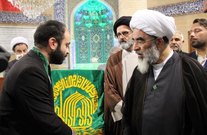 امام هشتم معیار شیعه اثنی عشری است