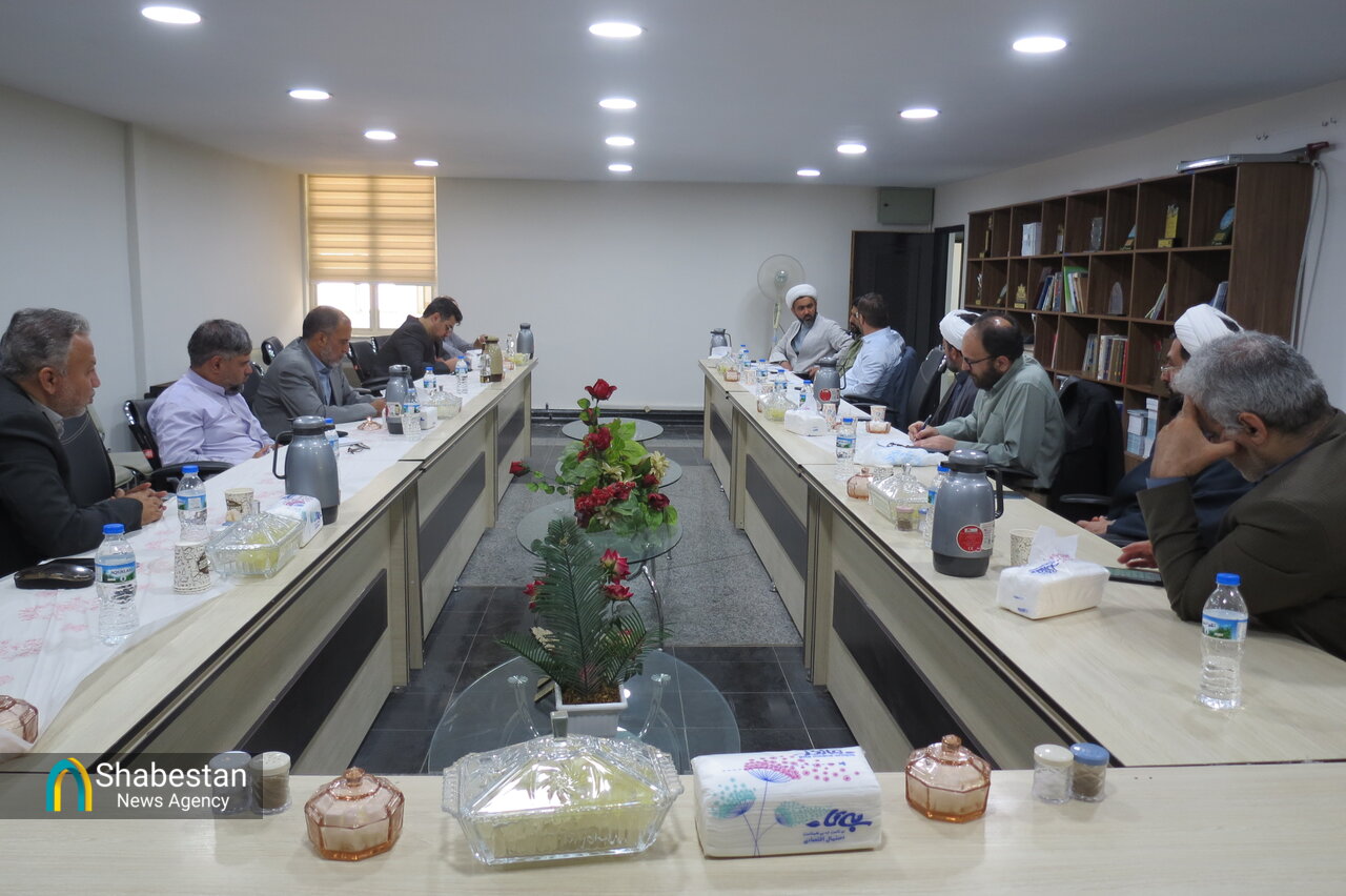 نشست ستاد مردمی بزرگداشت سالروز شهادت شهید آیت الله رئیسی در البرز