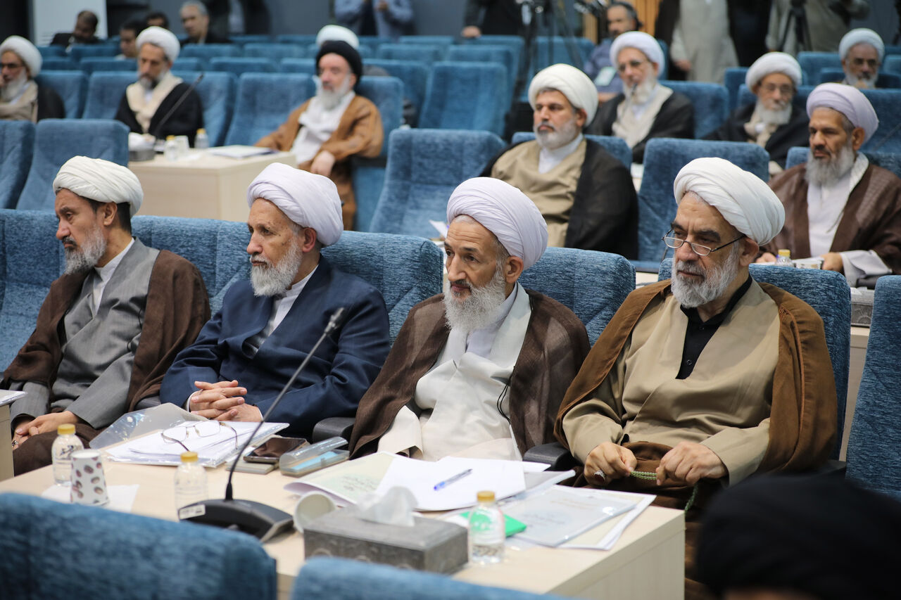 حضور رئیس جمهور پزشکیان در سومین اجلاسیه رسمی مجلس ششم خبرگان رهبری