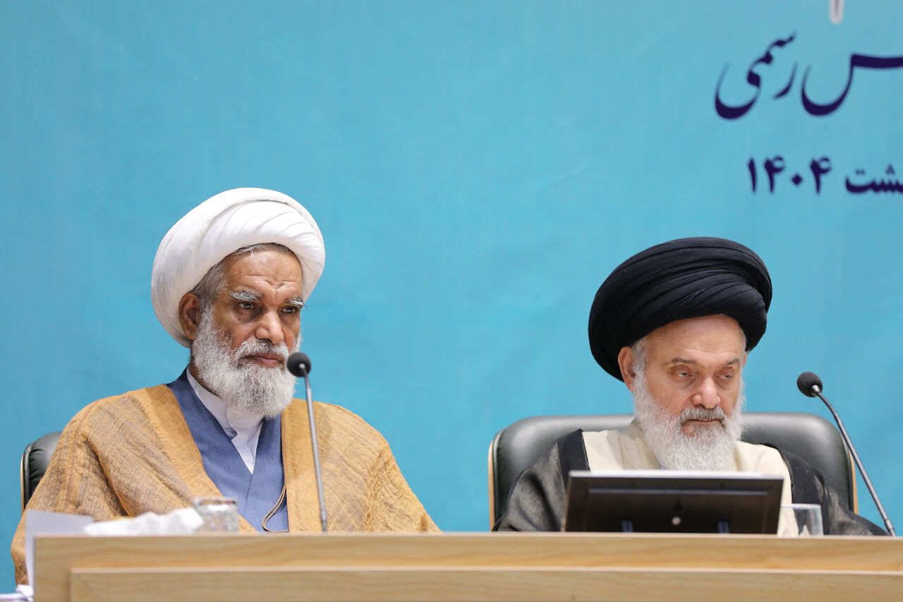 حضور رئیس جمهور پزشکیان در سومین اجلاسیه رسمی مجلس ششم خبرگان رهبری